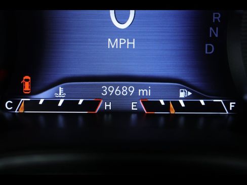 Used 2022 Jeep Cherokee Latitude Lux w/ Sun & Sound Group image 25