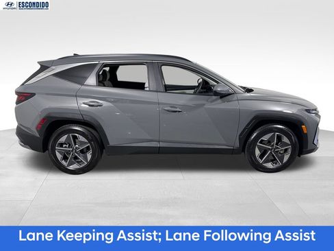 Certified 2025 Hyundai Tucson SEL FWD image 6