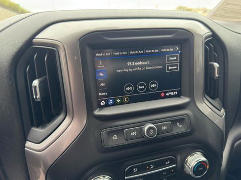 Used 2021 GMC Sierra 1500 4x4 Double Cab w/ Sierra Value Package image 19