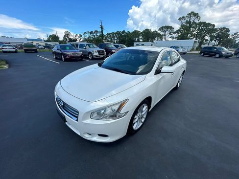 Used 2014 Nissan Maxima 3.5 S FWD image 6
