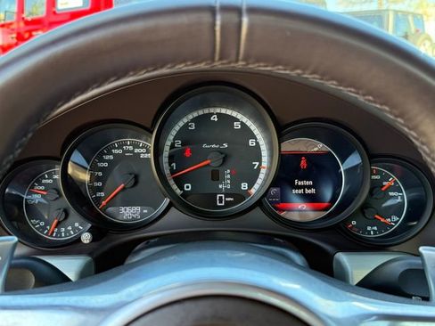 Used 2015 Porsche 911 Turbo S AWD/4WD image 18