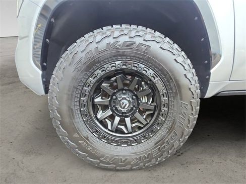 Used 2022 Toyota Tundra Platinum image 14