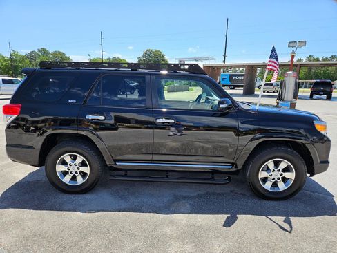 Used 2013 Toyota 4Runner SR5 w/ Convenience Pkg AWD/4WD image 7