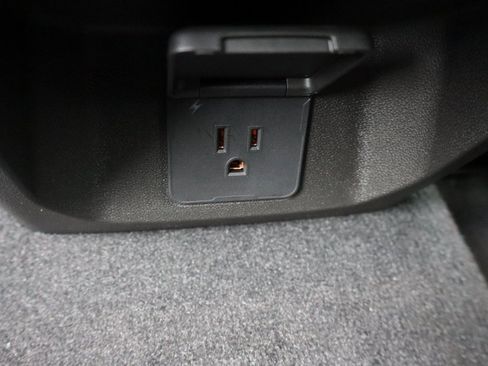 New 2025 Chevrolet Colorado ZR2 w/ Technology Package image 26