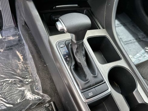 Used 2020 Kia Optima LX FWD image 23