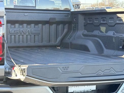 New 2026 GMC Canyon Elevation w/ Convenience Package image 11