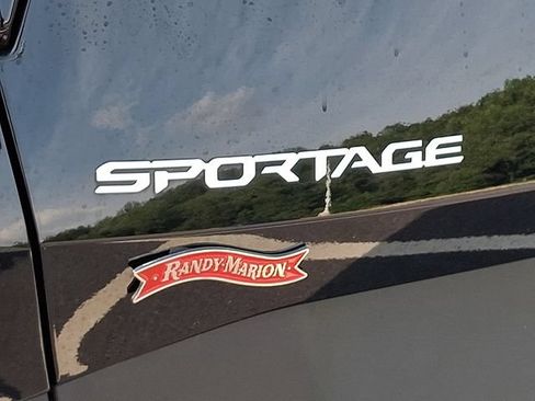 Used 2023 Kia Sportage EX FWD image 30