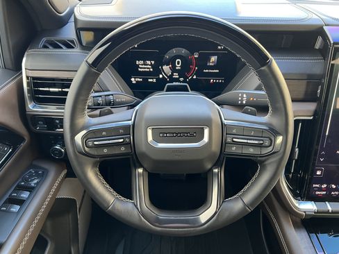 Used 2026 GMC Yukon Denali Ultimate AWD/4WD image 26