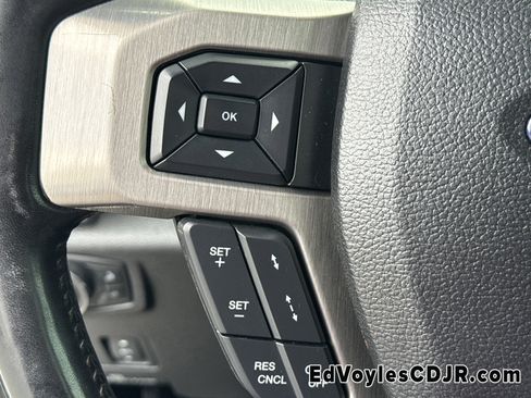 Used 2017 Ford F250 Platinum w/ Platinum Ultimate Package image 30