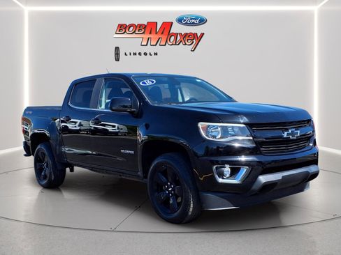 Used 2016 Chevrolet Colorado LT w/ Midnight Edition AWD/4WD image 3