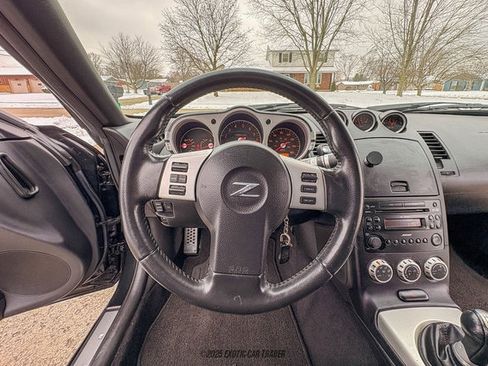 Used 2007 Nissan 350Z Touring image 28