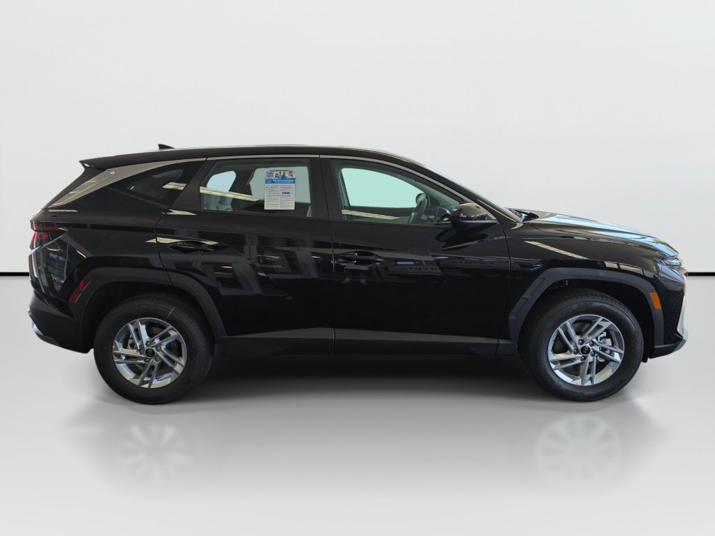 New 2026 Hyundai Tucson SE AWD/4WD image 3