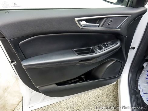 Used 2024 Ford Edge SEL w/ Convenience Package image 21