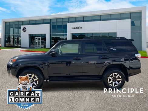 Used 2024 Toyota 4Runner TRD Off-Road Premium AWD/4WD image 5