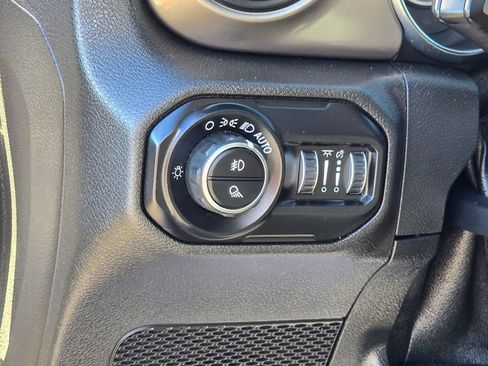 Used 2020 Jeep Gladiator Sport w/ Quick Order Package 24S AWD/4WD image 7