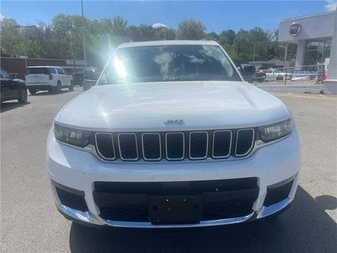 Used 2022 Jeep Grand Cherokee L Limited image 2