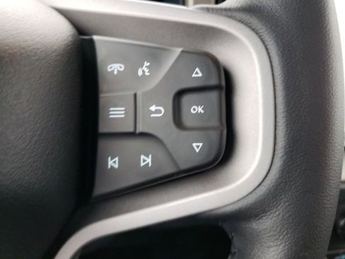 New 2025 Ford Bronco Outer Banks w/ Black Appearance Package image 13