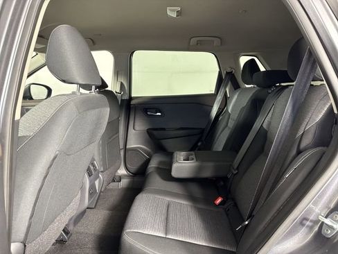 Used 2023 Nissan Rogue SV AWD/4WD image 20