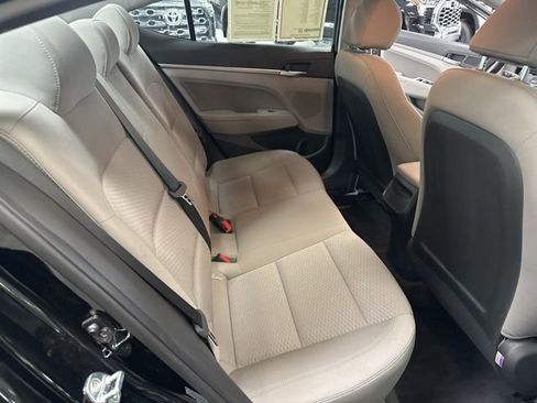 Used 2020 Hyundai Elantra Value Edition FWD image 21