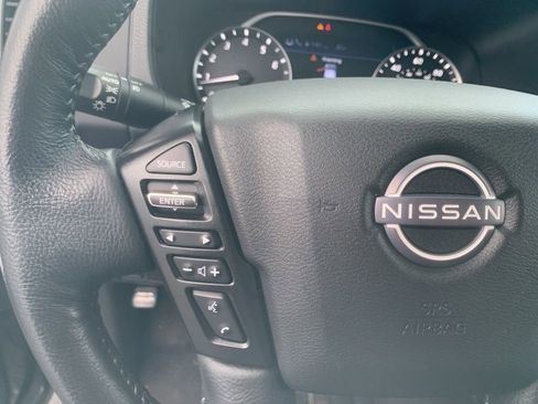 Used 2024 Nissan Frontier SV w/ SV Convenience Package image 14