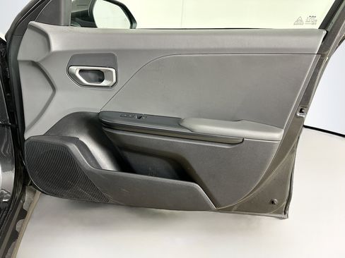 Used 2025 Kia K4 LXS image 30