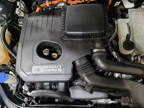 Used 2020 Ford Fusion Energi Titanium image 30