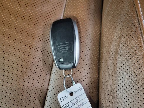 Used 2021 Subaru Outback Touring w/ Popular Package #2 image 28