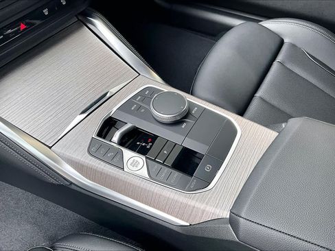New 2026 BMW 230i Coupe w/ Premium Package RWD image 8