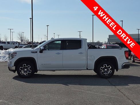Used 2023 GMC Sierra 1500 SLT image 3