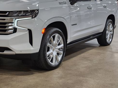 Used 2021 Chevrolet Tahoe High Country image 18