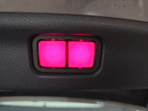 Certified 2022 Mercedes-Benz C 300 Sedan image 16