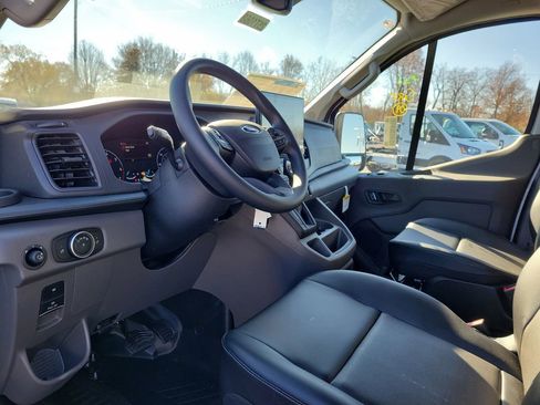 New 2025 Ford Transit 250 Low Roof AWD image 22