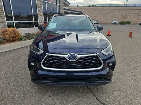 Used 2021 Toyota Highlander XLE image 7