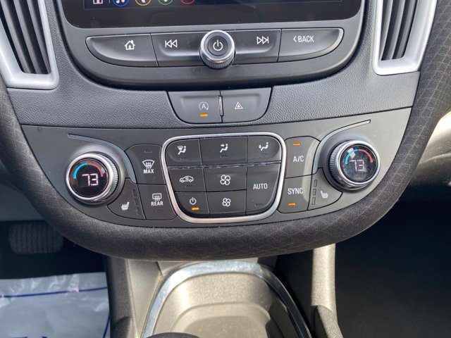 Used 2024 Chevrolet Malibu LT FWD image 34