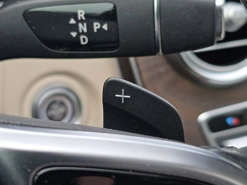 Used 2021 Mercedes-Benz C 300 4MATIC Sedan image 36