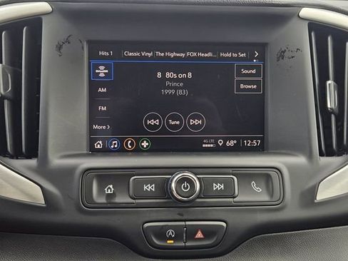 Used 2024 GMC Terrain SLE image 16