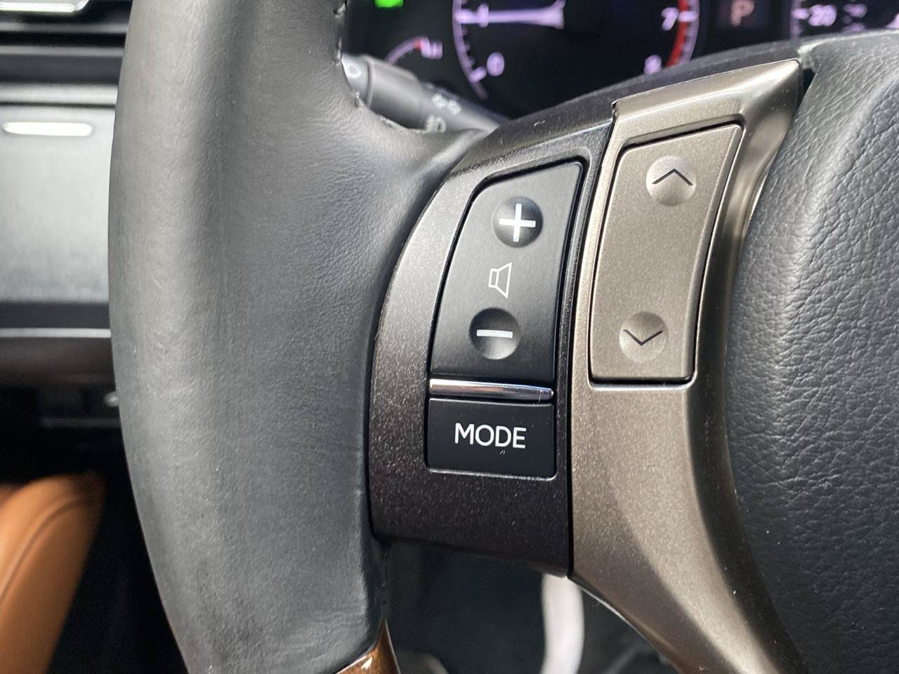 Used 2013 Lexus RX 350 AWD w/ Navigation Pkg image 12