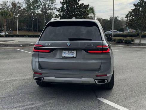 Certified 2024 BMW X7 xDrive40i w/ Premium Package image 7