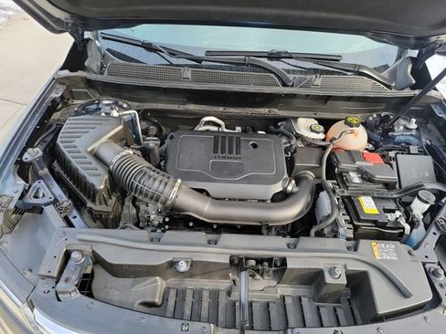 Certified 2022 GMC Acadia SLE w/ Driver Convenience Package image 20