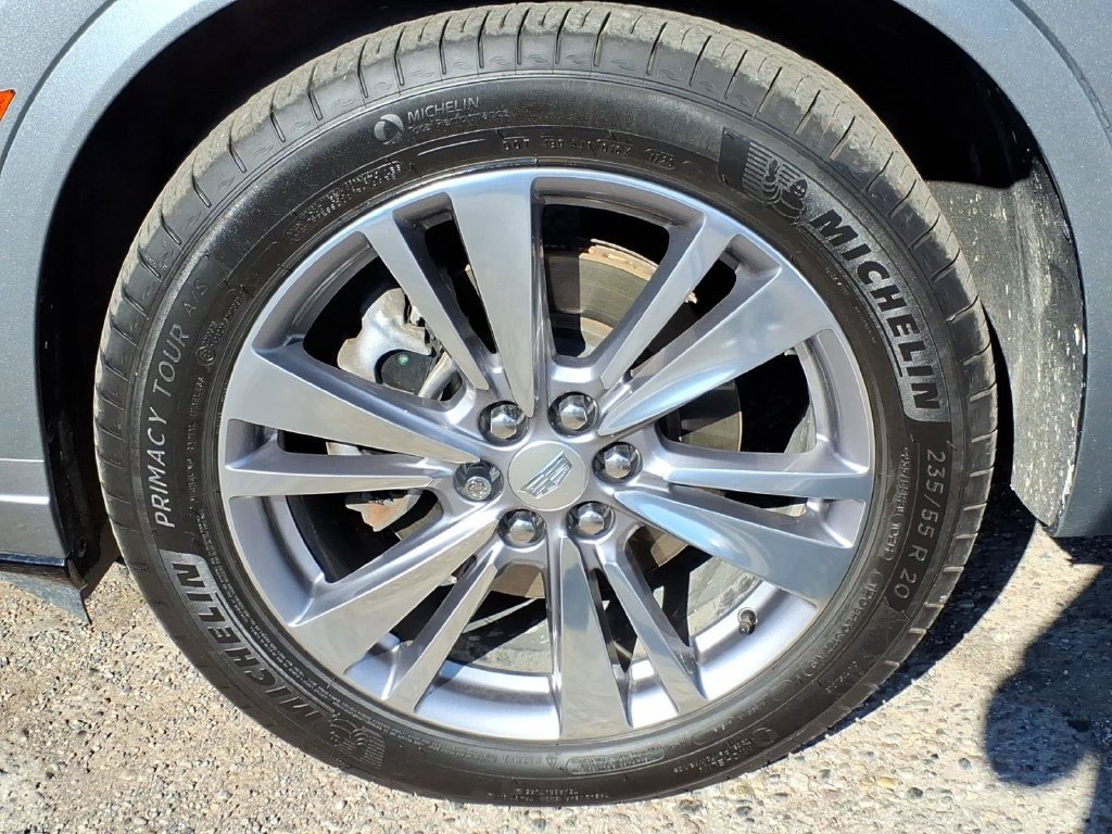 Used 2023 Cadillac XT6 Premium Luxury w/ Technology Package AWD/4WD image 6