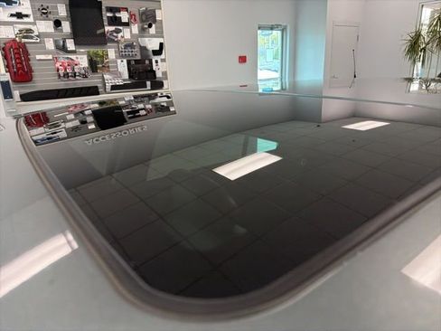 Used 2004 Cadillac De Ville w/ Equipment Group FWD image 21