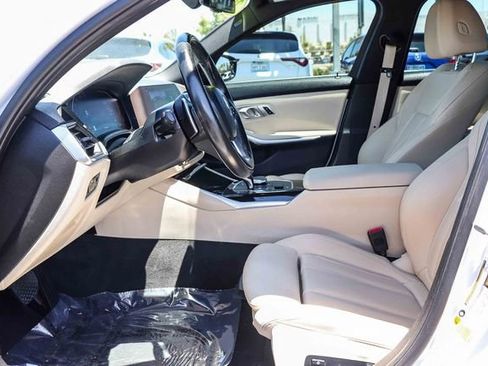 Used 2019 BMW 330i Sedan w/ Convenience Package RWD image 19