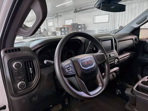 Used 2024 GMC Sierra 1500 Pro w/ Pro Value Package AWD/4WD image 8