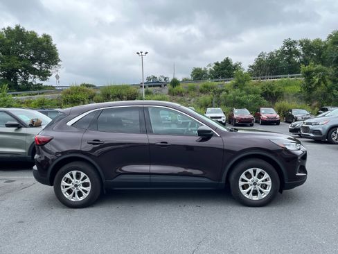 Certified 2023 Ford Escape Active AWD/4WD image 5
