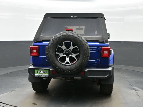 Used 2018 Jeep Wrangler Unlimited Sahara w/ Dual Top Group image 5