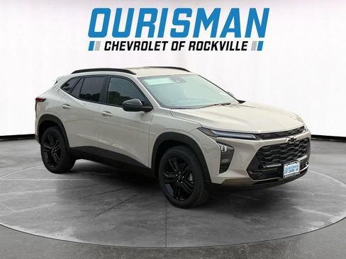 New 2026 Chevrolet Trax ACTIV w/ Driver Confidence Package FWD image 1