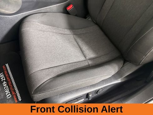 Used 2025 Honda Accord SE image 12
