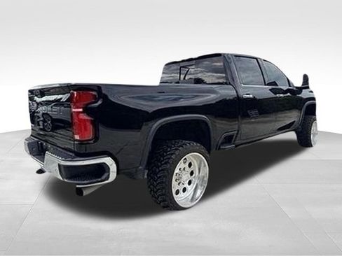 Used 2025 Chevrolet Silverado 2500 LTZ w/ LTZ Premium Texas Edition AWD/4WD image 33