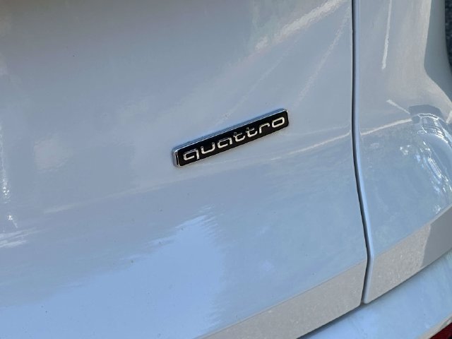 Certified 2025 Audi Q5 Premium AWD/4WD image 11