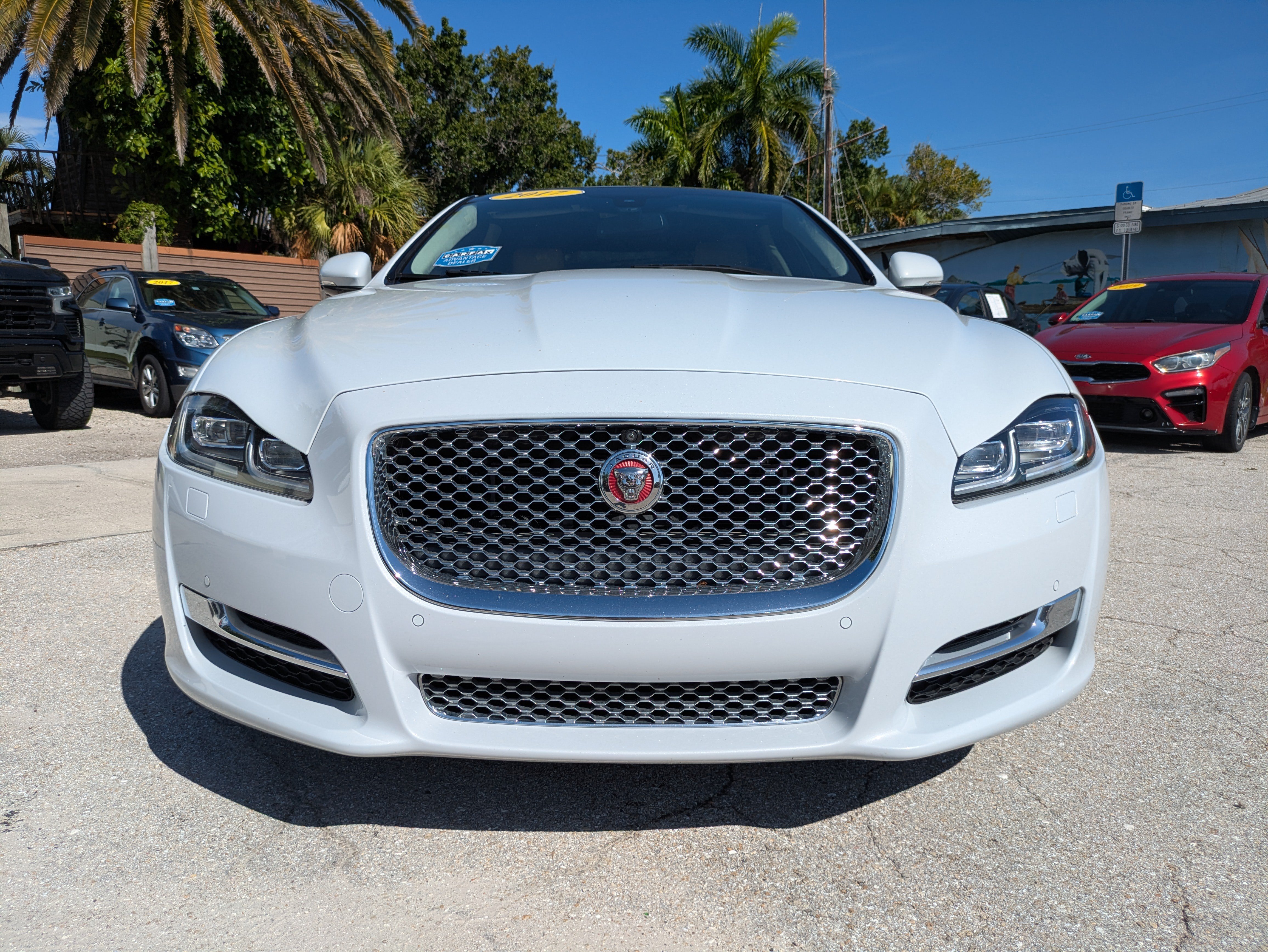 Used 2017 Jaguar XJ L Portfolio RWD image 13